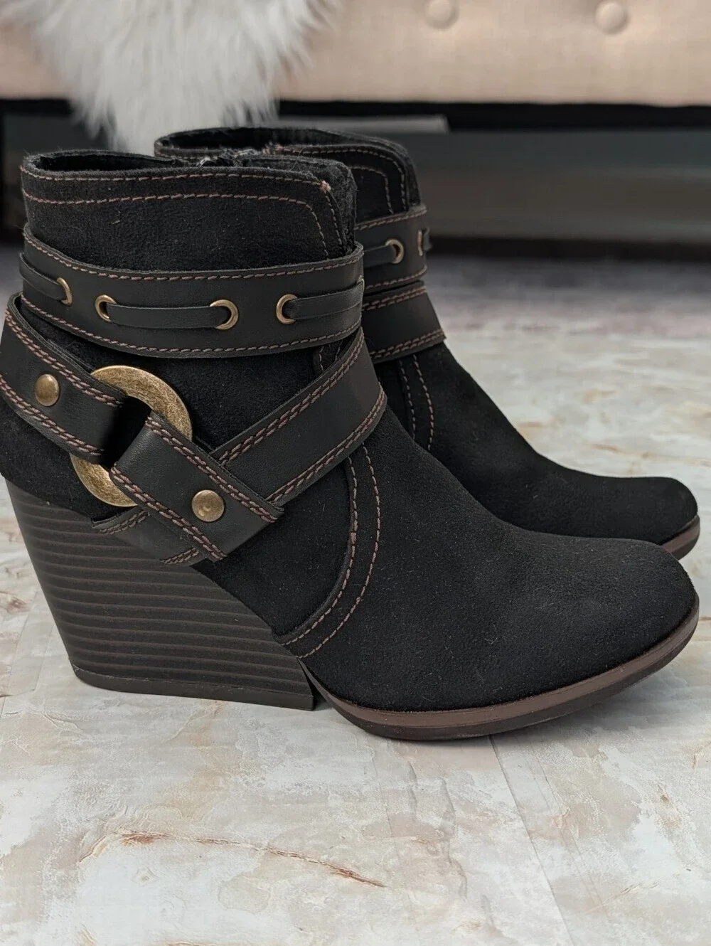 Maurice’s Casey  wedge Ankle boots Size 6